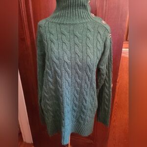 BNWT Crown & Ivy Sweater- Size Small
